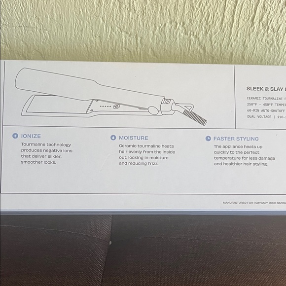 # 1173+ FoxyBae Sleek & Slay Ceramic Flat Iron - Picture 5 of 8